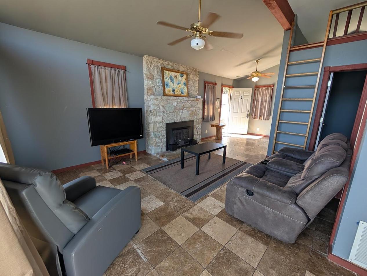 Cedarvale Cabins Turner Falls Davis Phòng bức ảnh